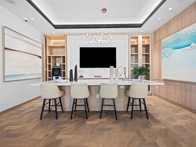 Building Photo - 153 N Seabreeze Blvd