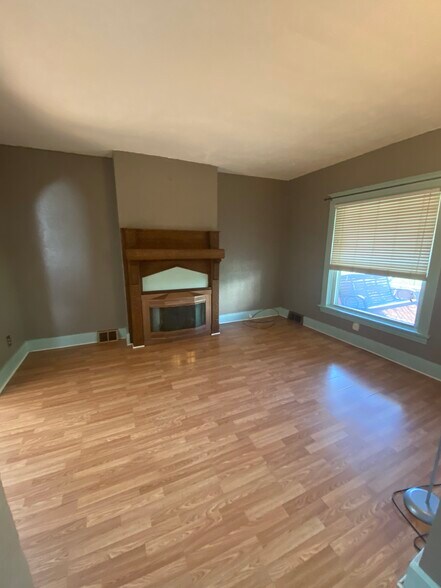 Building Photo - 508 Dick St