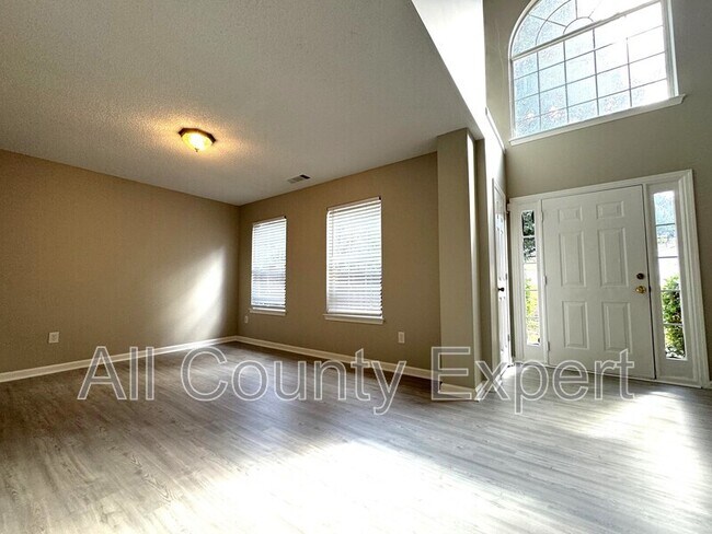 Building Photo - 4605 Skyward Pass