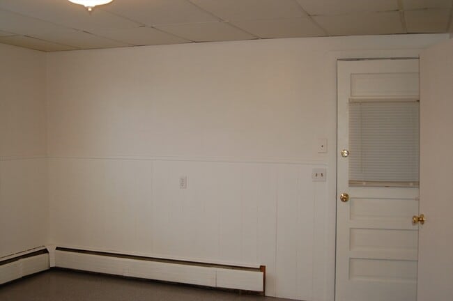 Building Photo - 91 Cote Ave