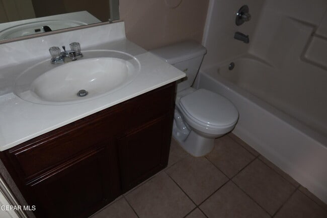 Building Photo - 14217 Otter Point Ct