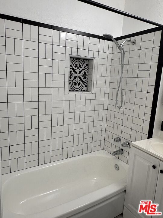 Building Photo - 3624 Arlington Ave