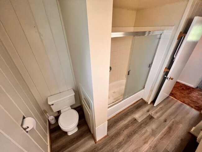 Building Photo - 9996 - Procurement Properties