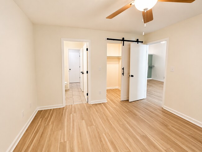 Building Photo - 373 Tinkerview Dr