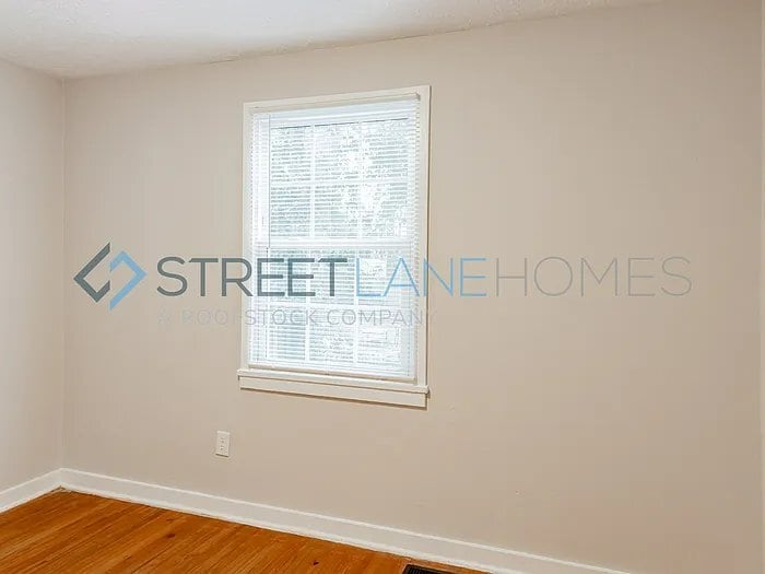 Building Photo - 632 Seymour Dr