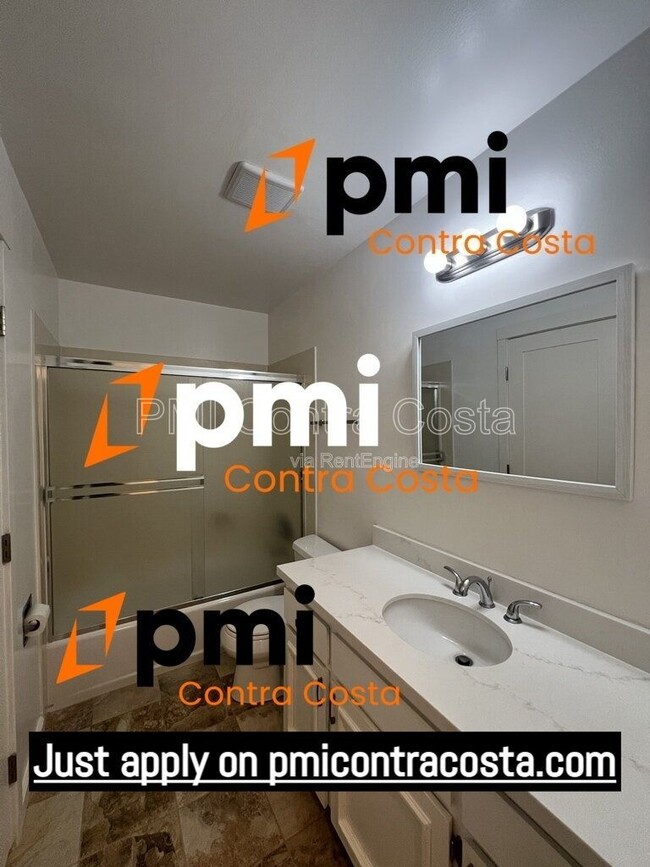 Building Photo - 2650 Jones Rd