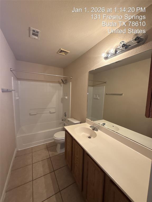 Building Photo - 131 Fresno Springs