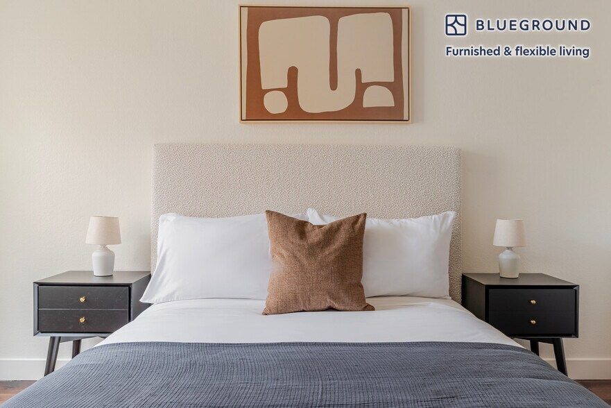 Building Photo - 1050 Benton St