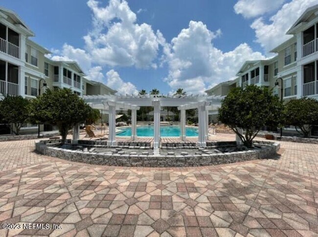 Building Photo - 8290 FL-102