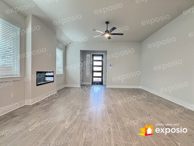 Building Photo - Step into a gorgeous, brand new home waiti...