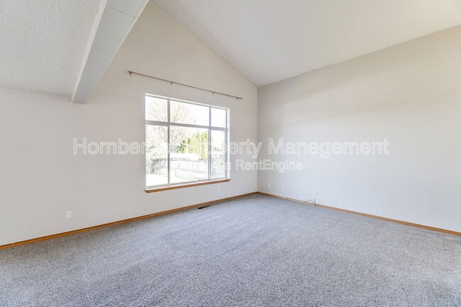 Building Photo - 4609 E 15th Ave