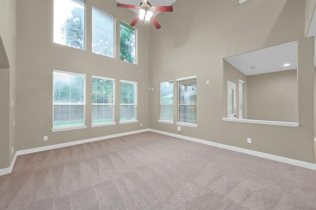Building Photo - 31322 Evergreen Park Ln