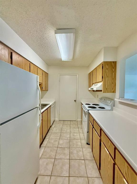 Building Photo - 13385 Arbor Pointe Cir