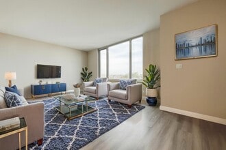 Building Photo - 1524 Sheepshead Bay Rd