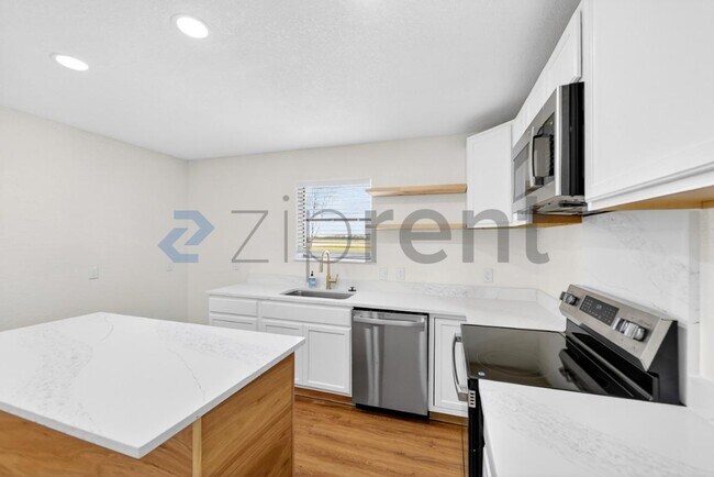 Building Photo - 2404 TX-289