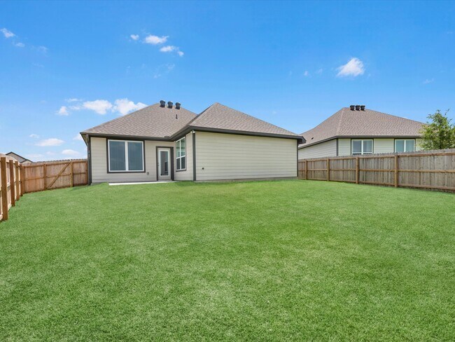 Building Photo - 10602 Burgundy Berry Wy