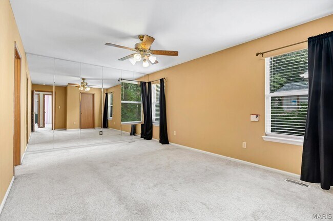 Building Photo - 1409 Oakhall Manor Ct