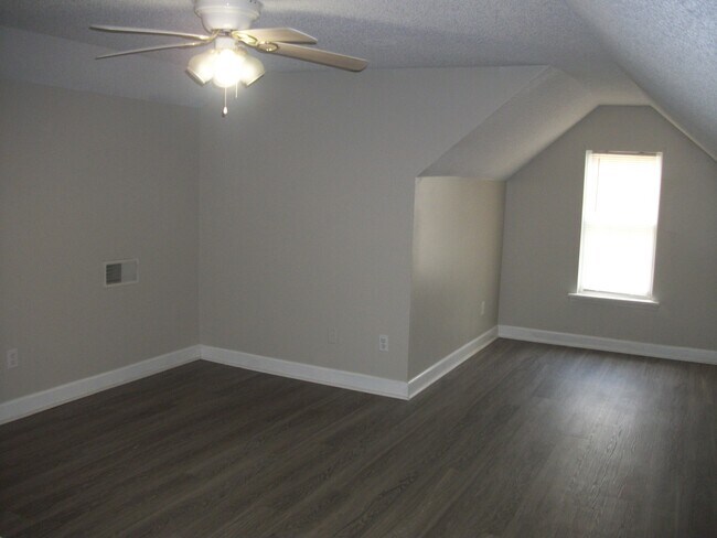 Building Photo - 95 Providence Plantation Cir