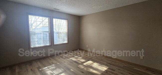 Building Photo - 605 Copperfield Dr