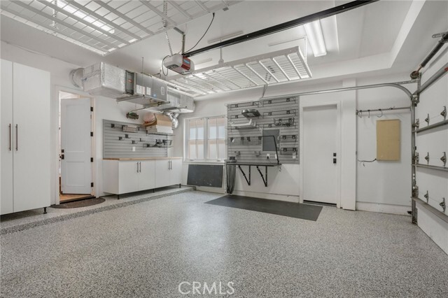 Building Photo - 328 28th St