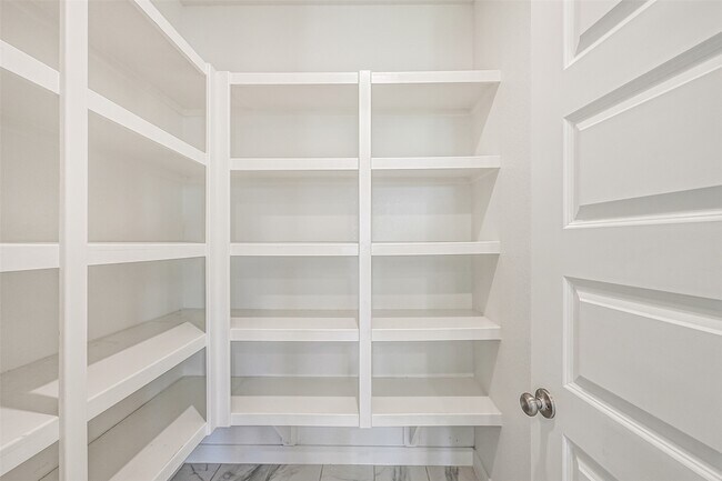 Building Photo - 2641 Summer Indigo Trl