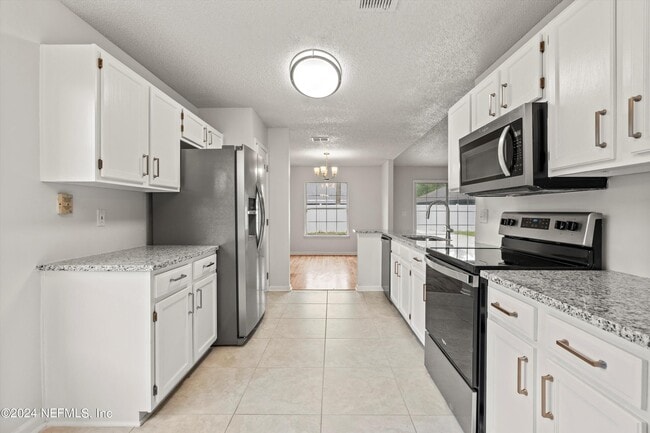 Building Photo - 12756 Bentwater Dr