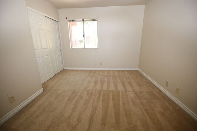 Building Photo - BELLA VITA CONDO - GUARD GATED - LOWER UNIT