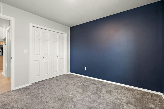 Building Photo - 16372 Whitley Ave