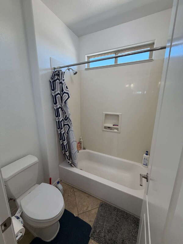 Building Photo - 2595 E Ebony Dr