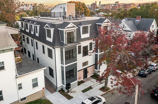 Building Photo - 115 Thurston St