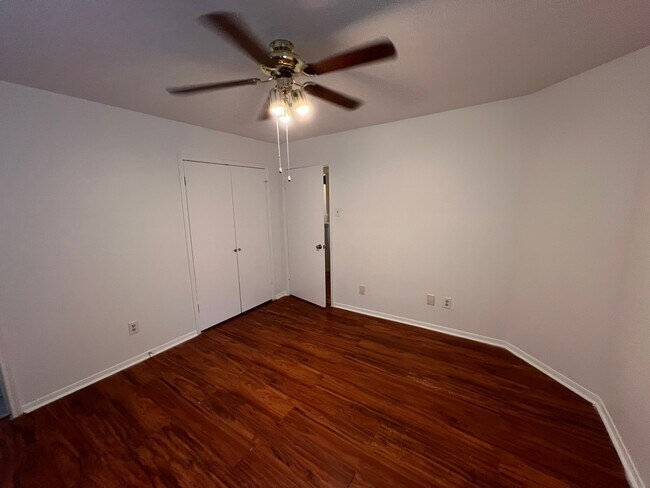 Building Photo - 6334 Cape Forward Dr