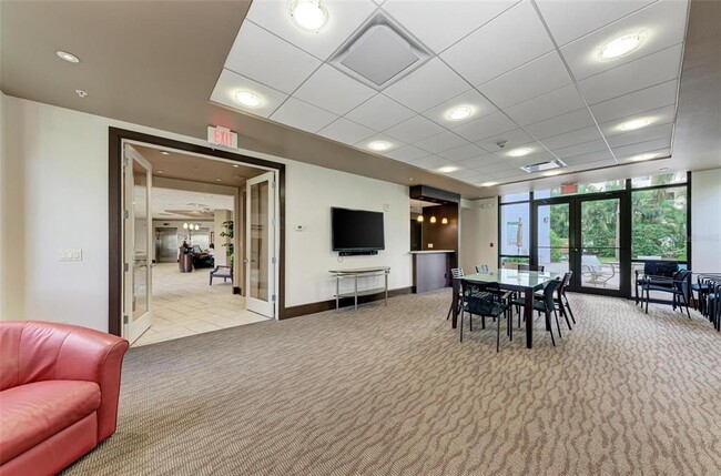 Building Photo - 435 S Gulfstream Ave