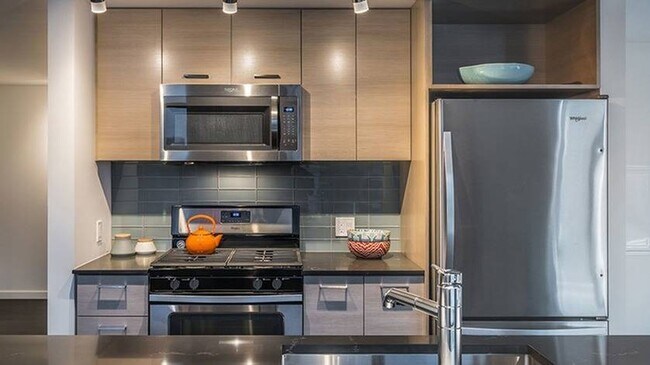 Building Photo - Heartline Apartments