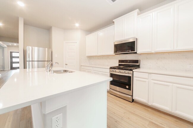 Building Photo - 11419 Glenwick Haven Dr