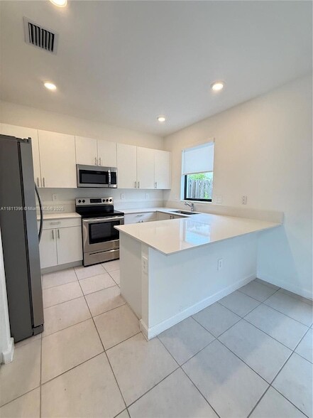 Building Photo - 11814 SW 246th Ln