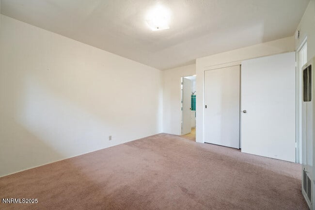 Building Photo - 1245 Plumas St