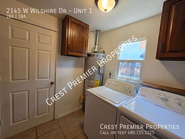 Building Photo - 2145 W Wilshire Dr