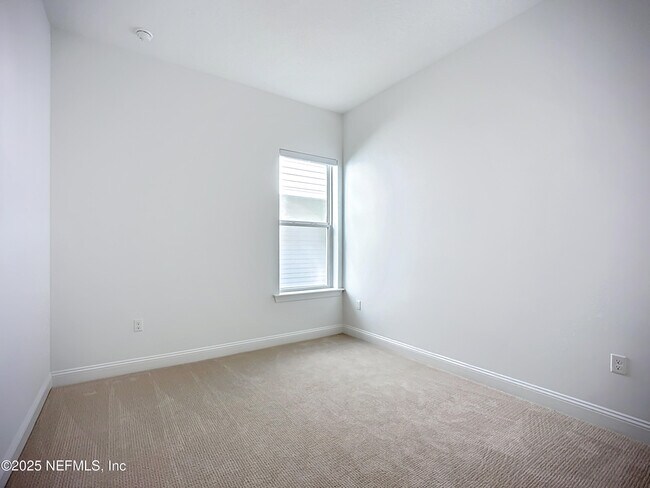 Building Photo - 59 Bedford Ter