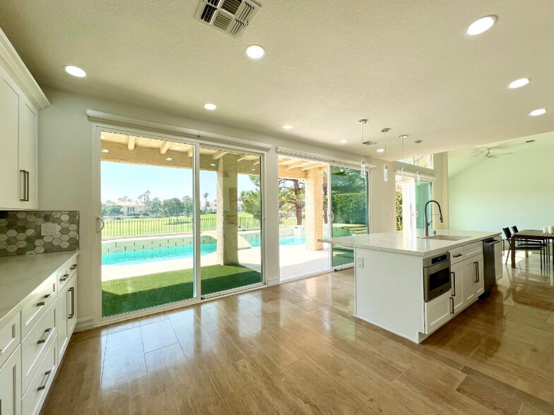 Building Photo - 5155 Makenna Ct