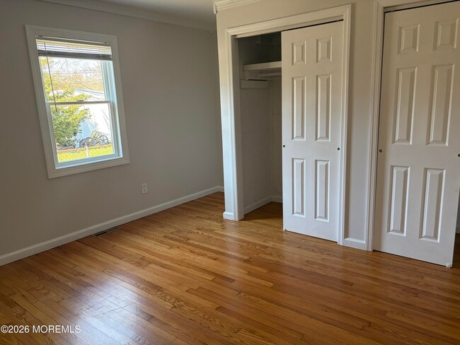 Building Photo - 633 Hulses Corner Rd