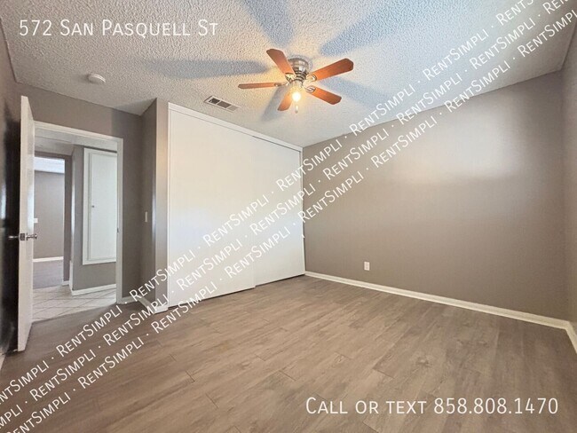 Building Photo - 572 San Pasquel St