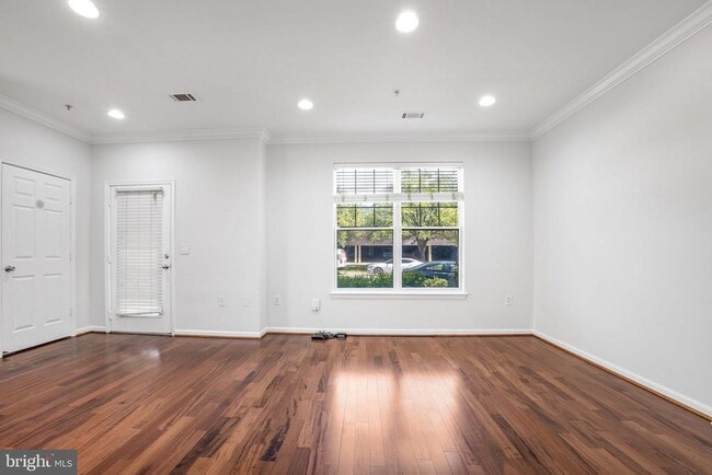 Building Photo - 11325 Aristotle Dr