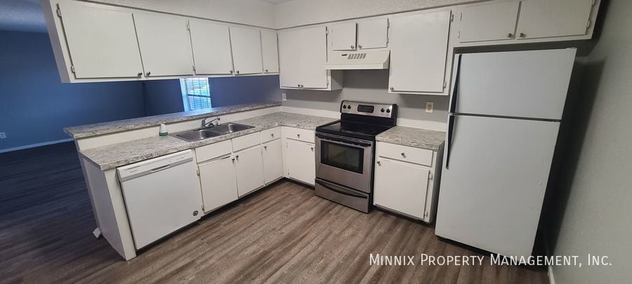 Building Photo - 3007 W Louisiana Ave