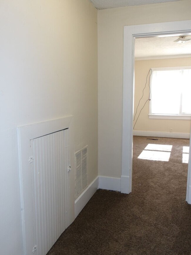 Building Photo - 538 N 26th St