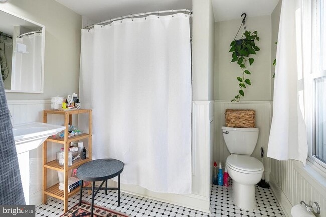 Building Photo - 516 Kauffman St