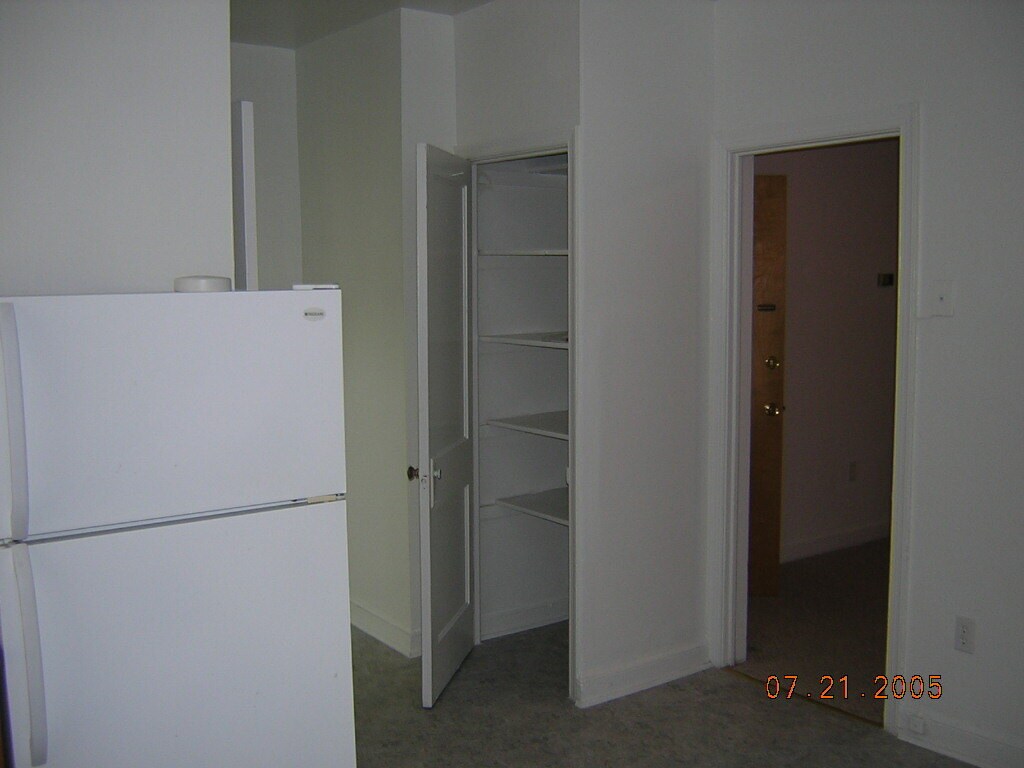 Kitchen Pantry - 4709 Rittenhouse St
