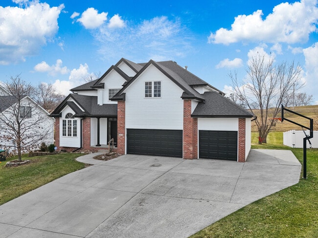 Building Photo - 3510 Rose Ave