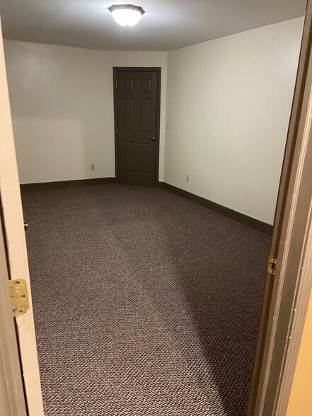 Building Photo - 148 W Michigan Ave