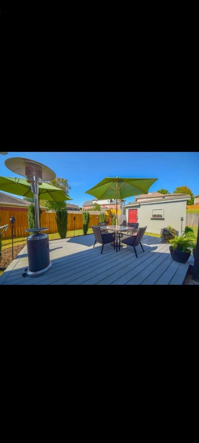 Building Photo - 2326 Valley Edge Cove