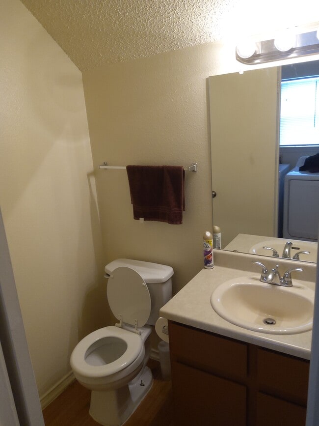 Building Photo - 5604 Rose Dawn